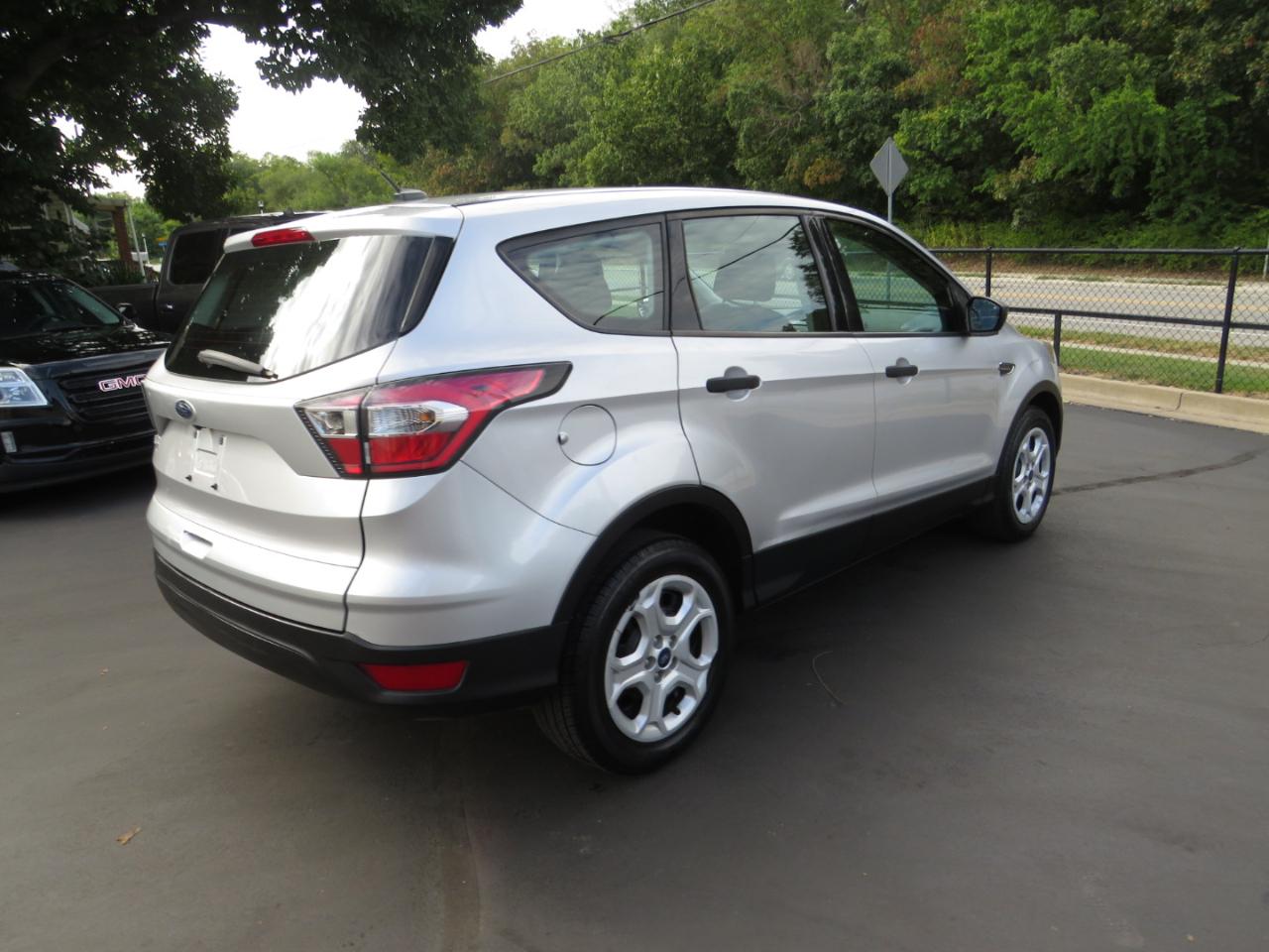 Ford Escape S FWD 2017