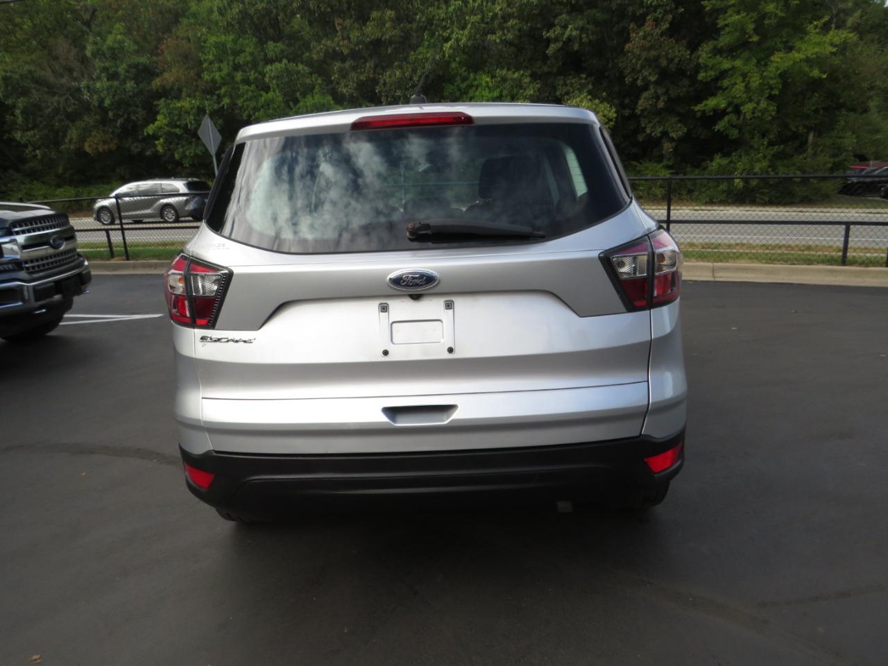 Ford Escape S FWD 2017