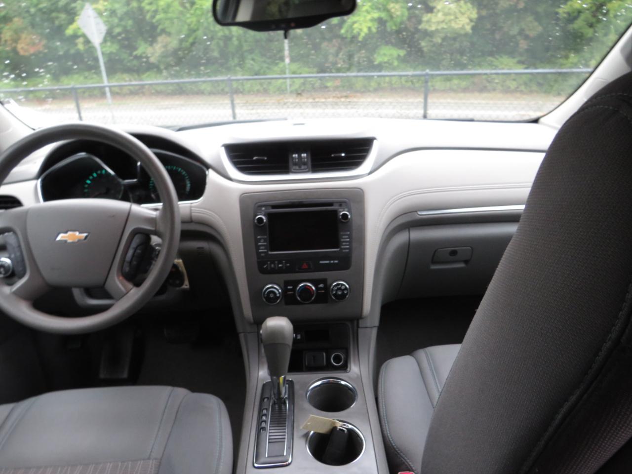 Chevrolet Traverse FWD 4dr LS w/1LS 2016