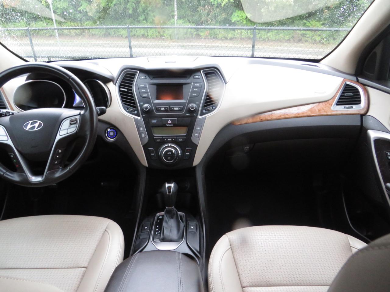 Hyundai Santa Fe Sport FWD 4dr 2.4 2016