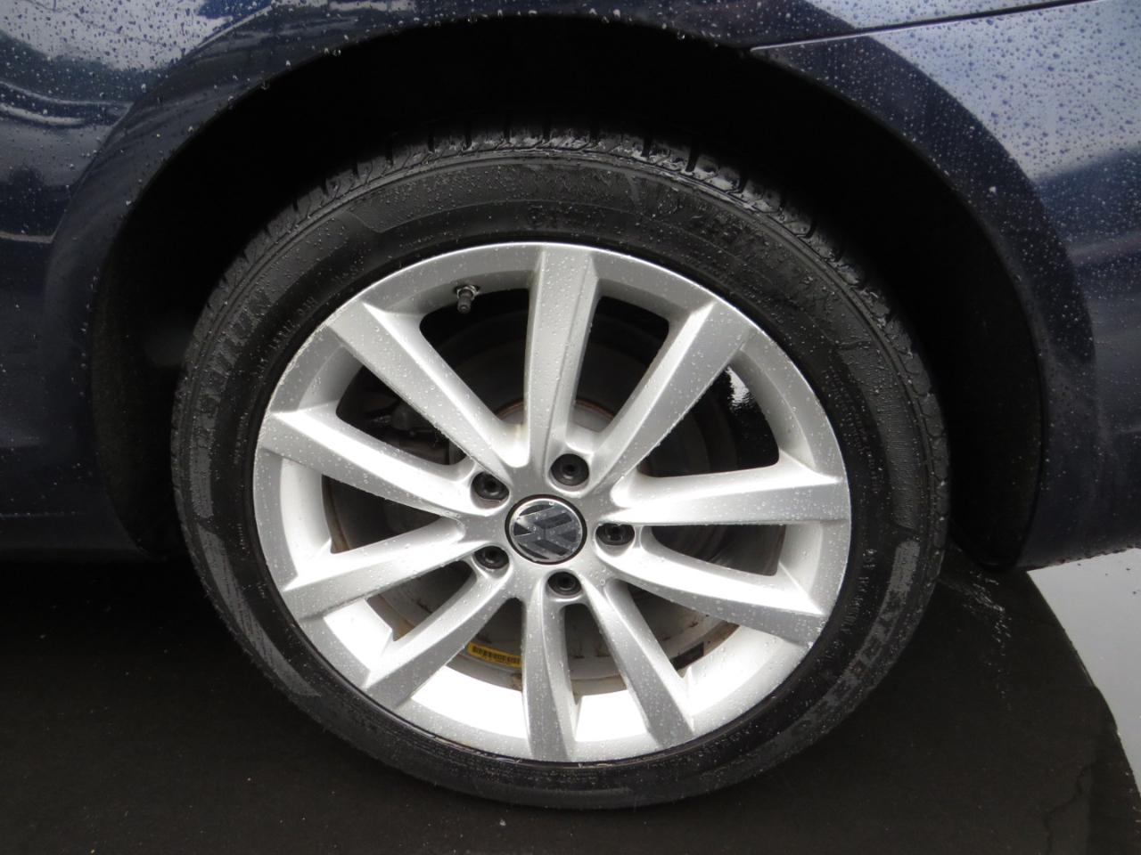 Volkswagen Eos 2dr Conv Komfort SULEV 2012