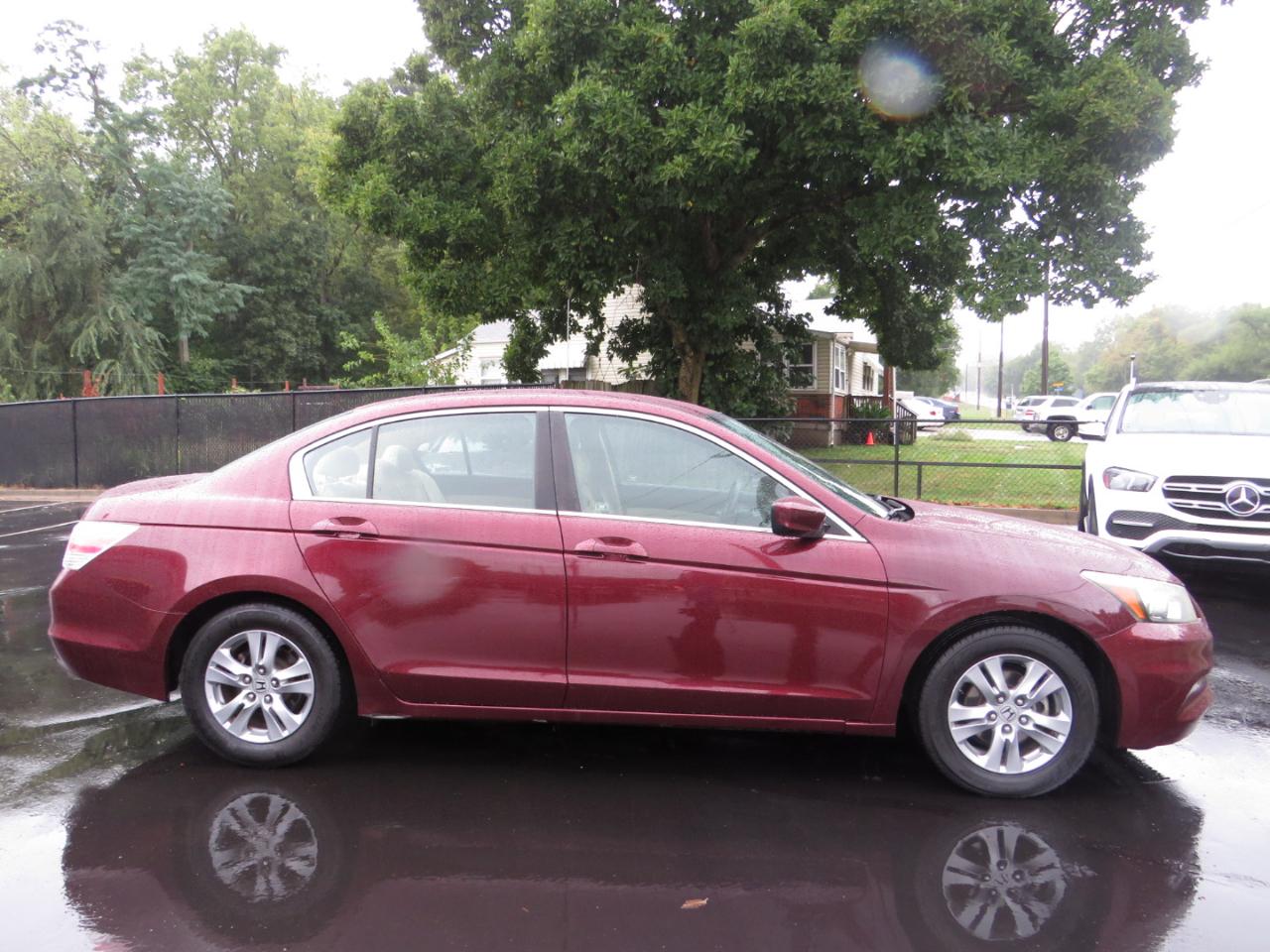 Honda Accord Sdn 4dr I4 Auto LX Premium 2012