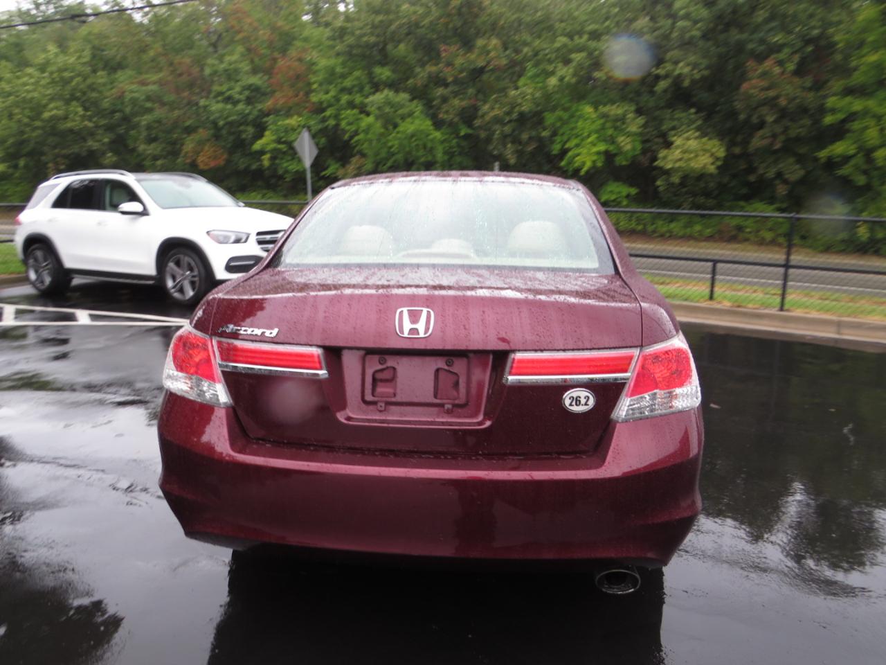 Honda Accord Sdn 4dr I4 Auto LX Premium 2012