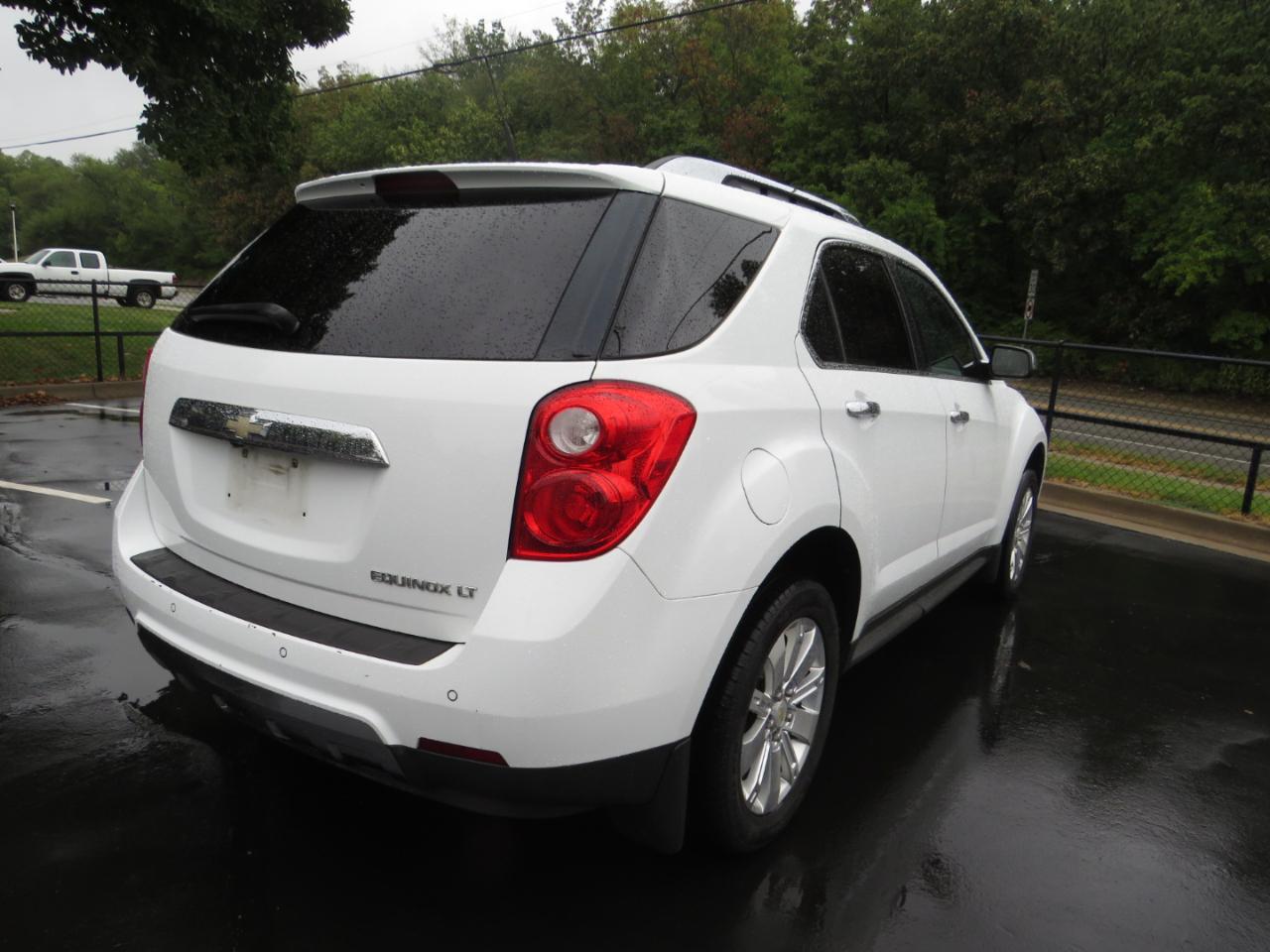 Chevrolet Equinox FWD 4dr LT w/2LT 2011