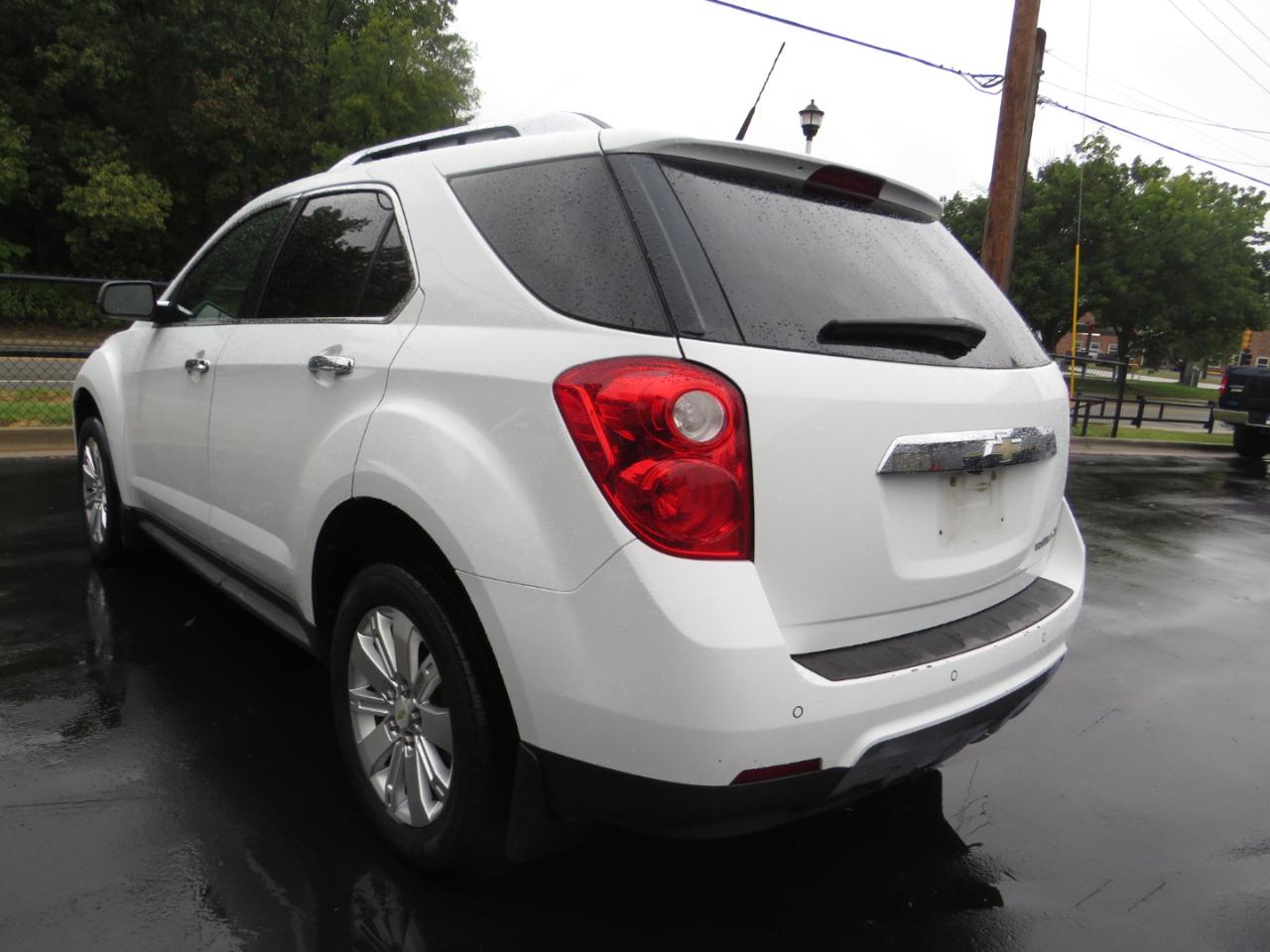 Chevrolet Equinox FWD 4dr LT w/2LT 2011