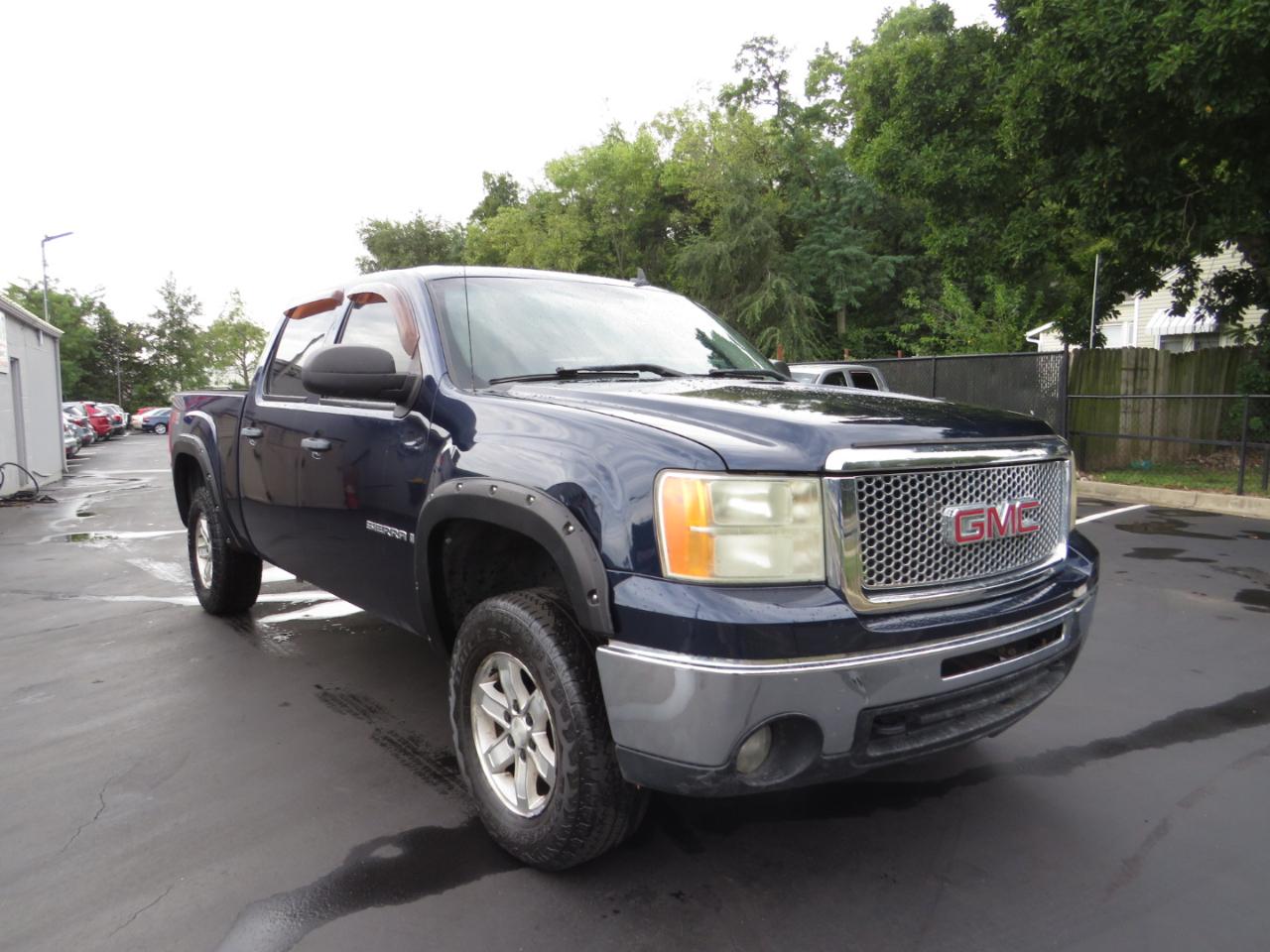 GMC Sierra 1500 4WD Crew Cab 143.5" SLE 2009
