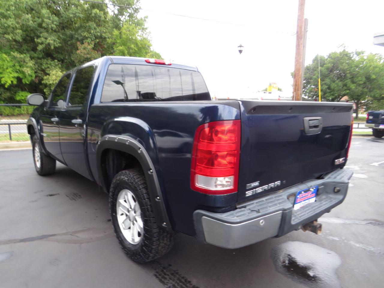 GMC Sierra 1500 4WD Crew Cab 143.5" SLE 2009