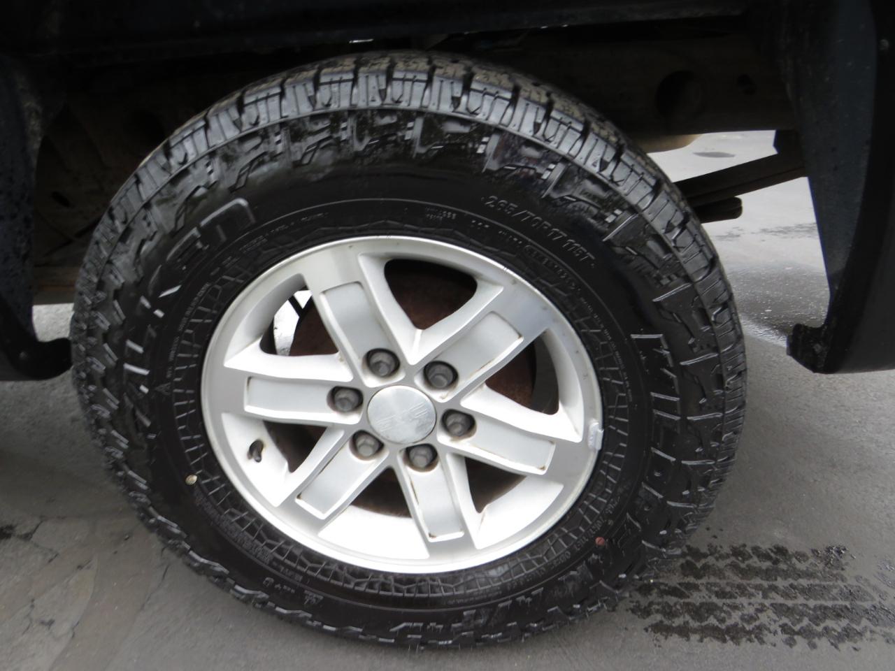 GMC Sierra 1500 4WD Crew Cab 143.5" SLE 2009