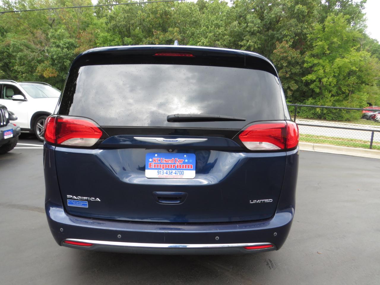Chrysler Pacifica Limited FWD 2018