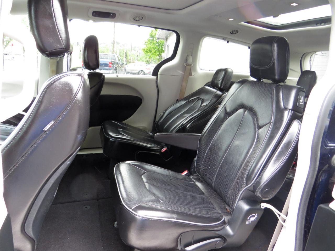 Chrysler Pacifica Limited FWD 2018