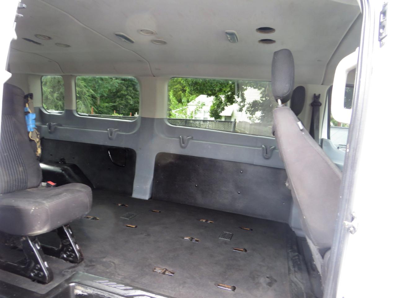 Ford Transit Wagon T-350 148" Low Roof XLT Sliding RH Dr 2017