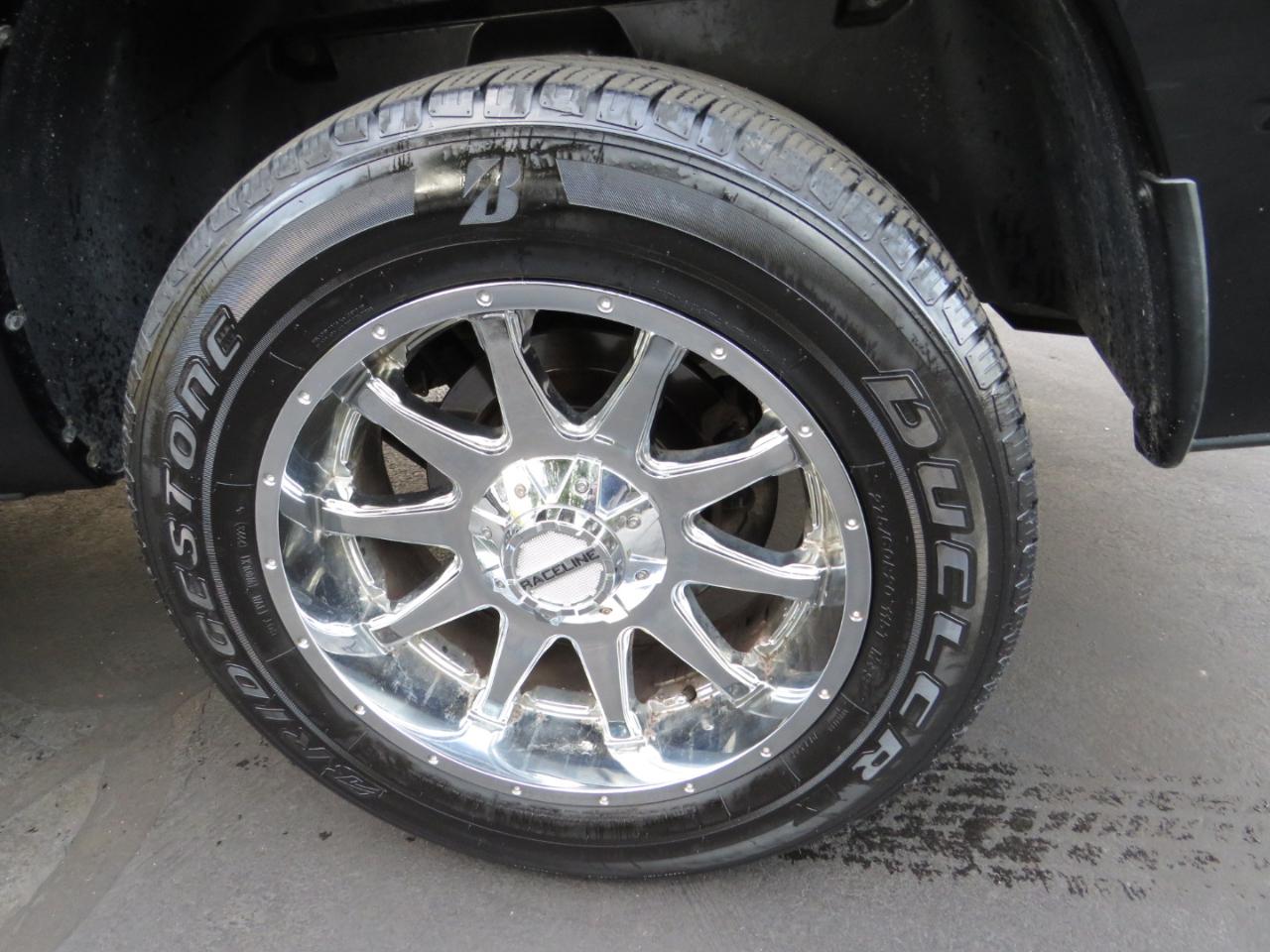 RAM 1500 4WD Crew Cab 140.5" Big Horn 2013