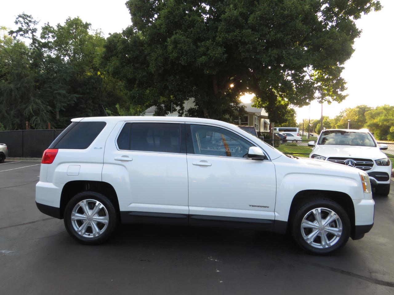 GMC Terrain FWD 4dr SLE w/SLE-1 2017