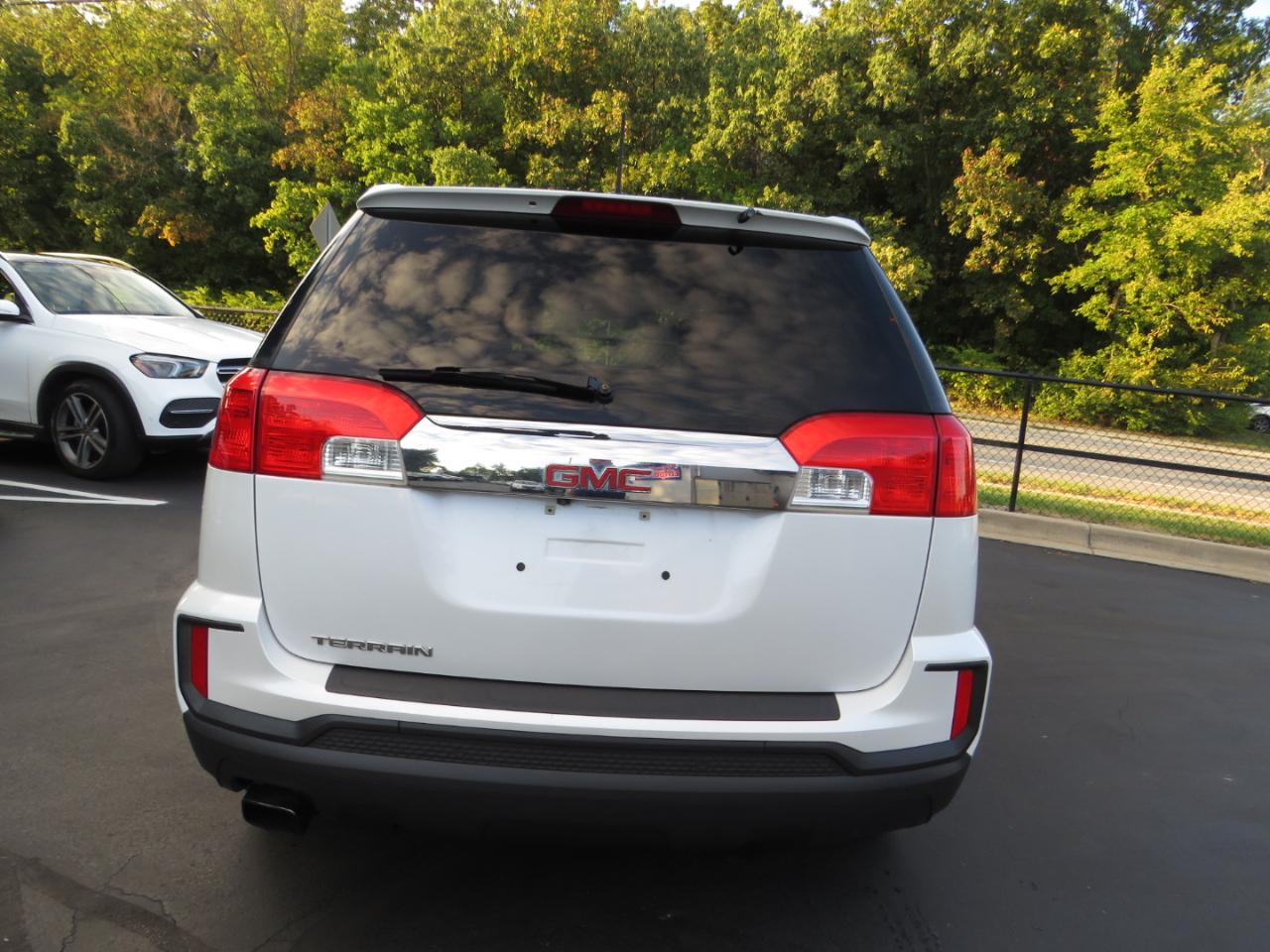 GMC Terrain FWD 4dr SLE w/SLE-1 2017