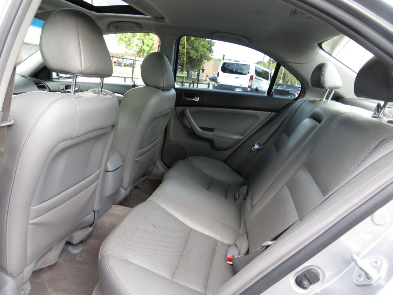 Acura TSX 4dr Sport Sdn Auto 2004