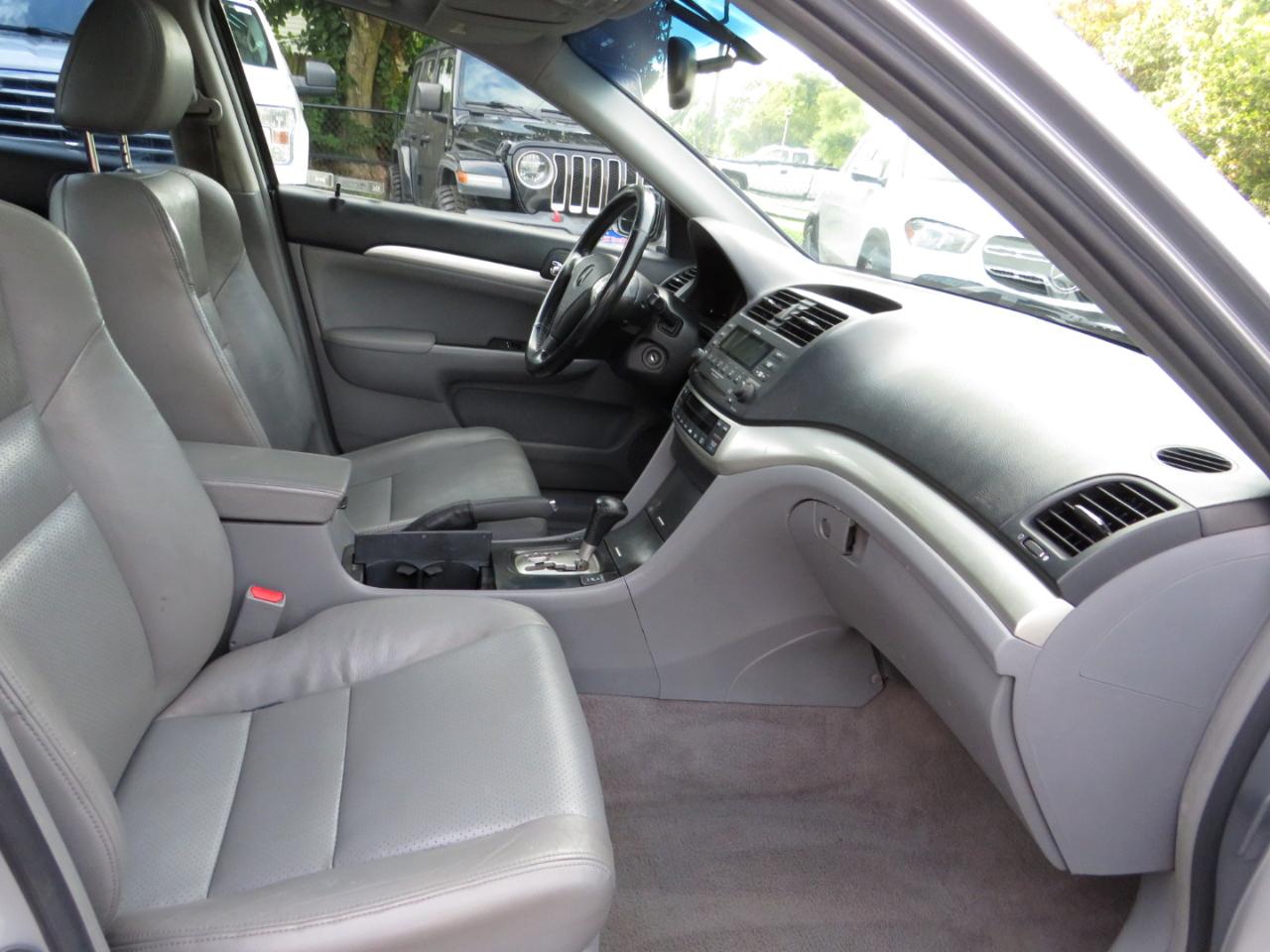 Acura TSX 4dr Sport Sdn Auto 2004