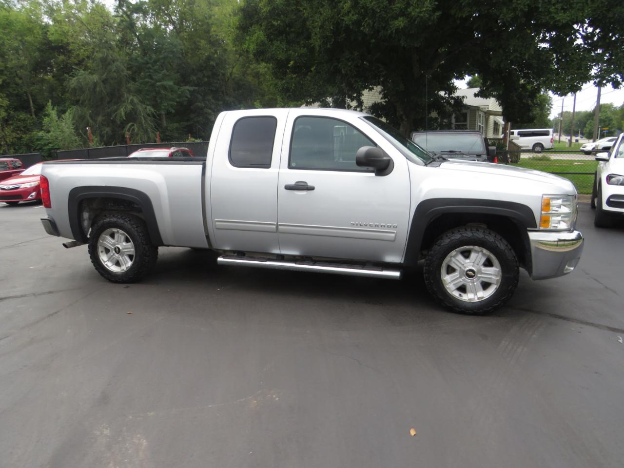 Chevrolet Silverado 1500 4WD Ext Cab 143.5" LT 2013