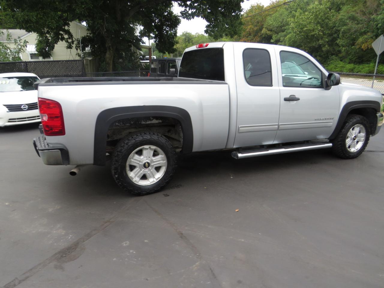 Chevrolet Silverado 1500 4WD Ext Cab 143.5" LT 2013