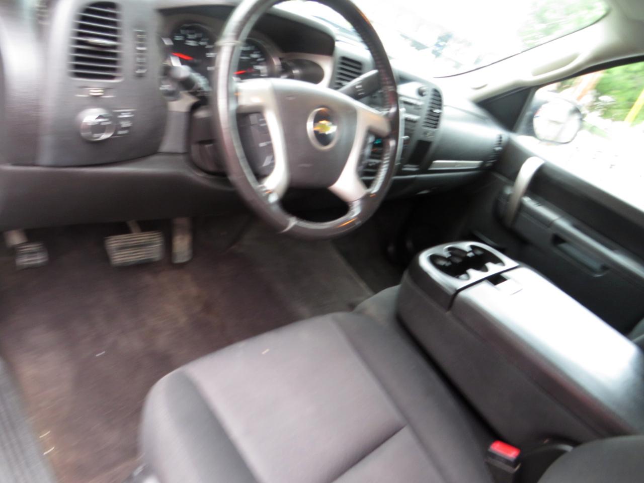 Chevrolet Silverado 1500 4WD Ext Cab 143.5" LT 2013