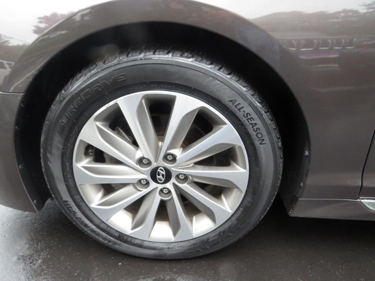Hyundai Sonata 4dr Sdn 2.4L Sport 2015