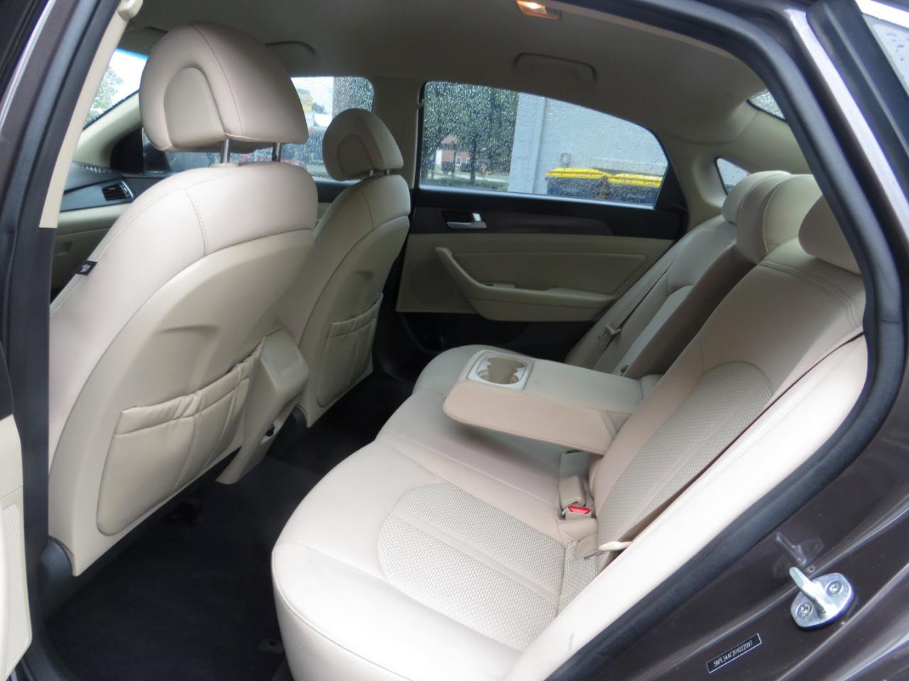 Hyundai Sonata 4dr Sdn 2.4L Sport 2015