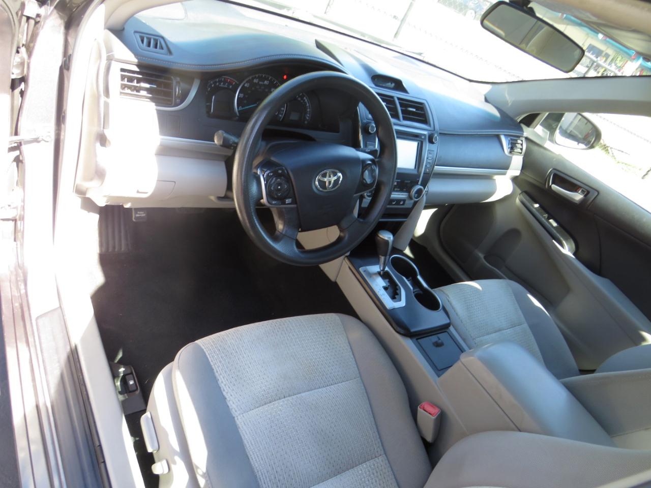 Toyota Camry 2014.5 4dr Sdn I4 Auto SE Sport (Natl) 2014