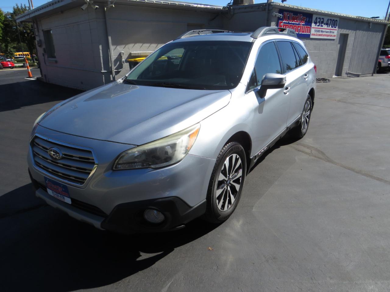 Subaru Outback 4dr Wgn 2.5i Limited 2015