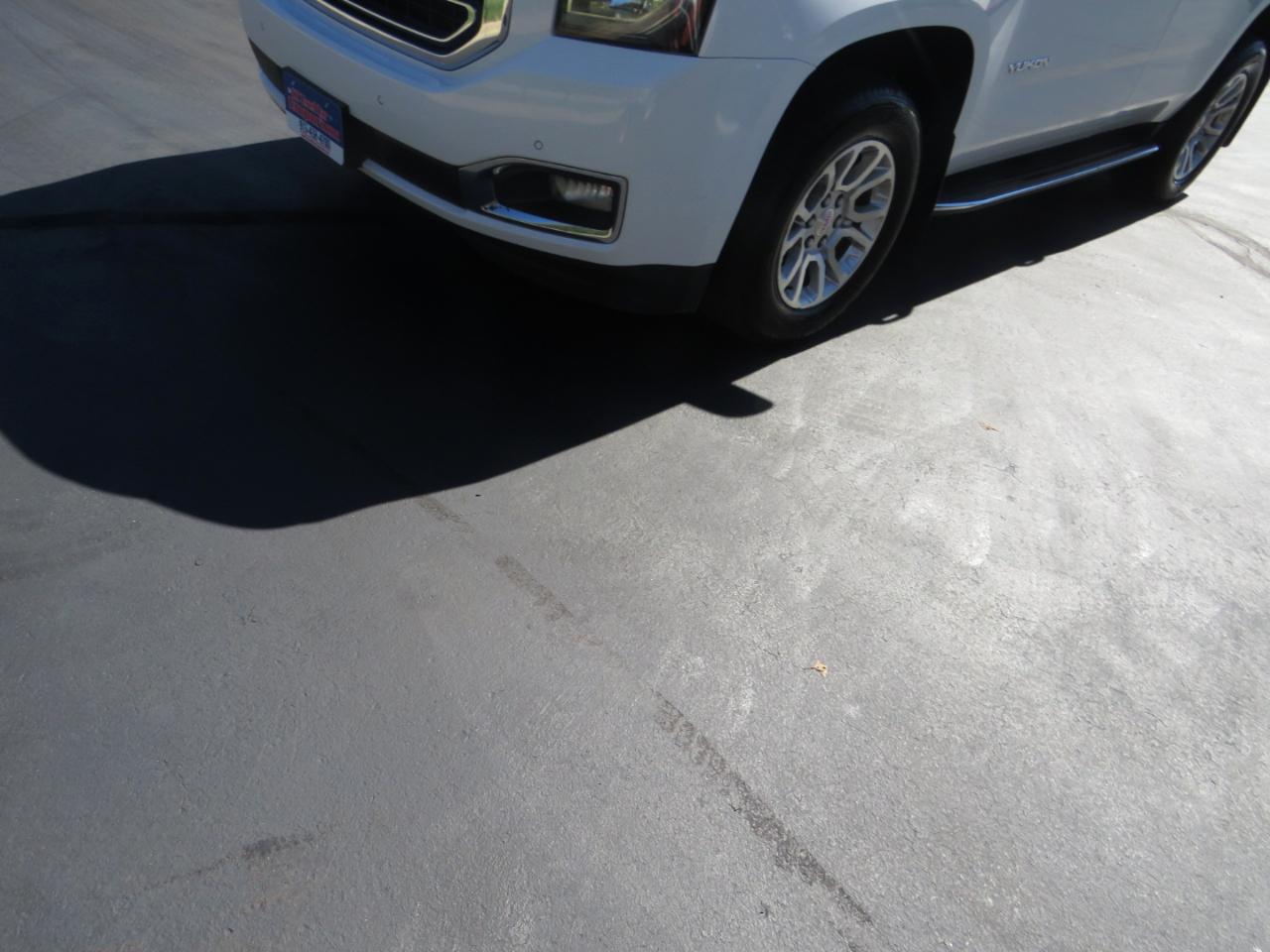 GMC Yukon 4WD 4dr SLT 2017