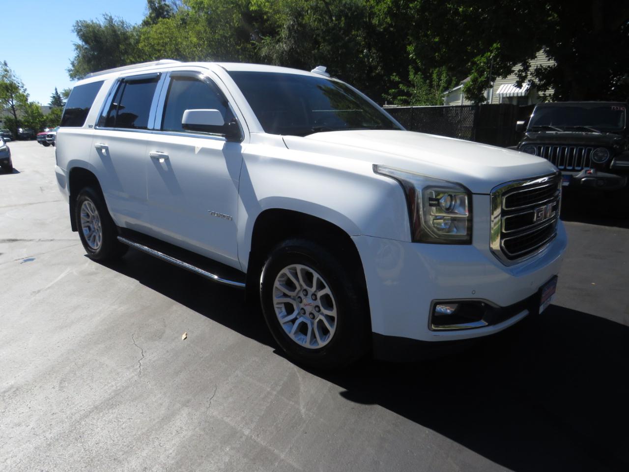 GMC Yukon 4WD 4dr SLT 2017