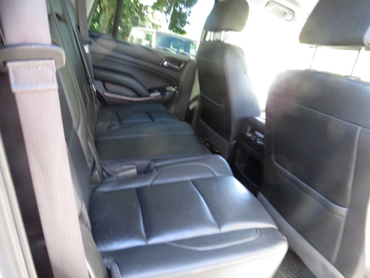 GMC Yukon 4WD 4dr SLT 2017