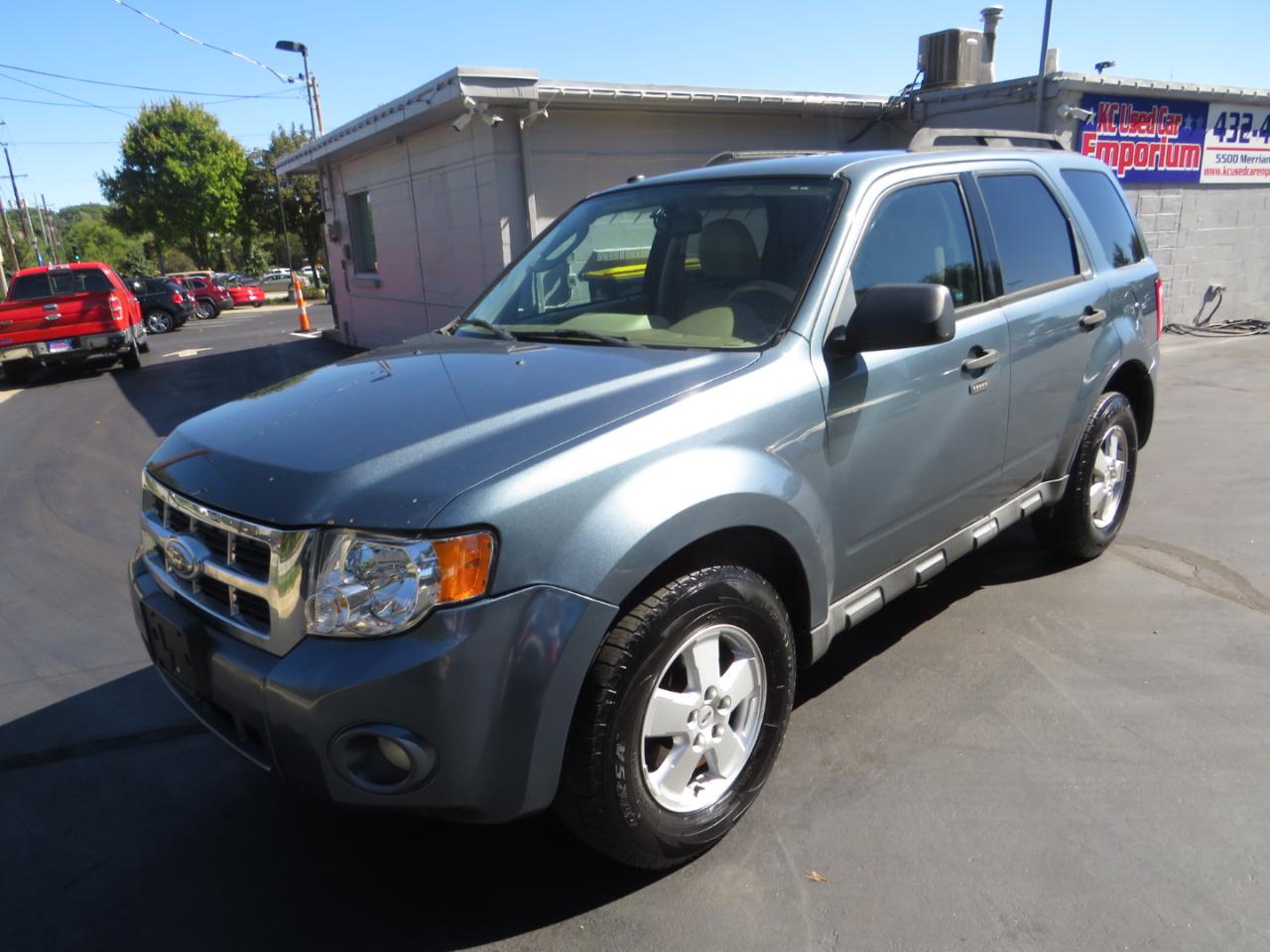 Ford Escape 4WD 4dr XLT 2012