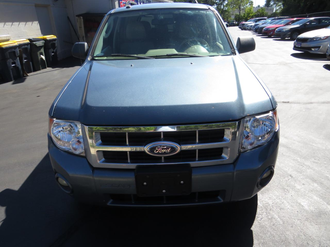 Ford Escape 4WD 4dr XLT 2012