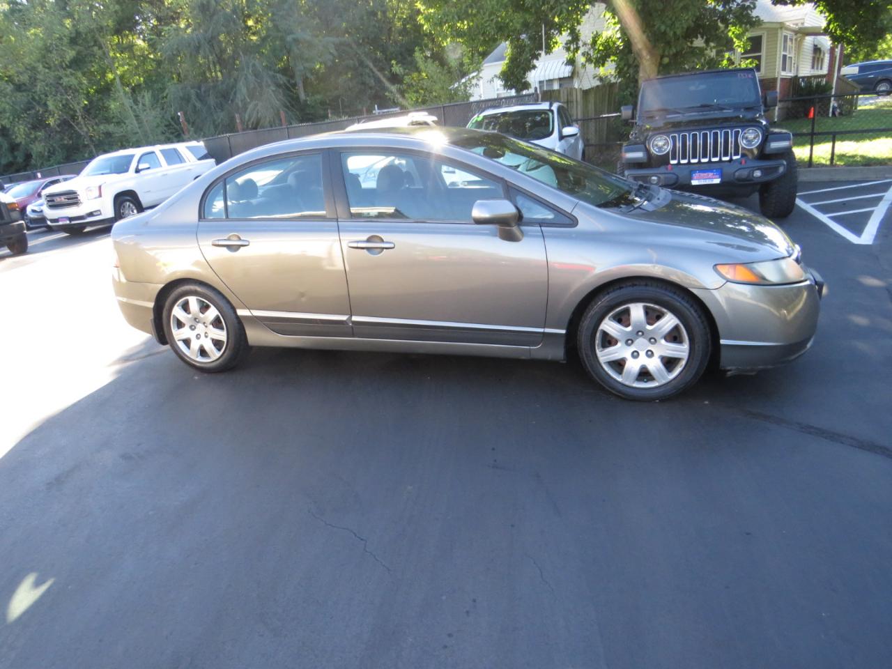 Honda Civic Sdn 4dr AT LX 2007