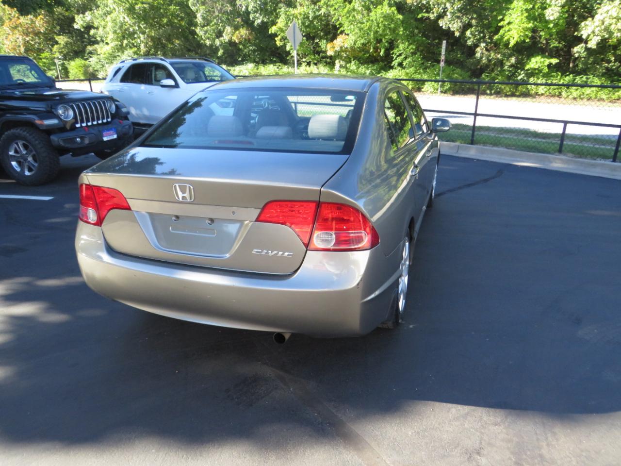 Honda Civic Sdn 4dr AT LX 2007