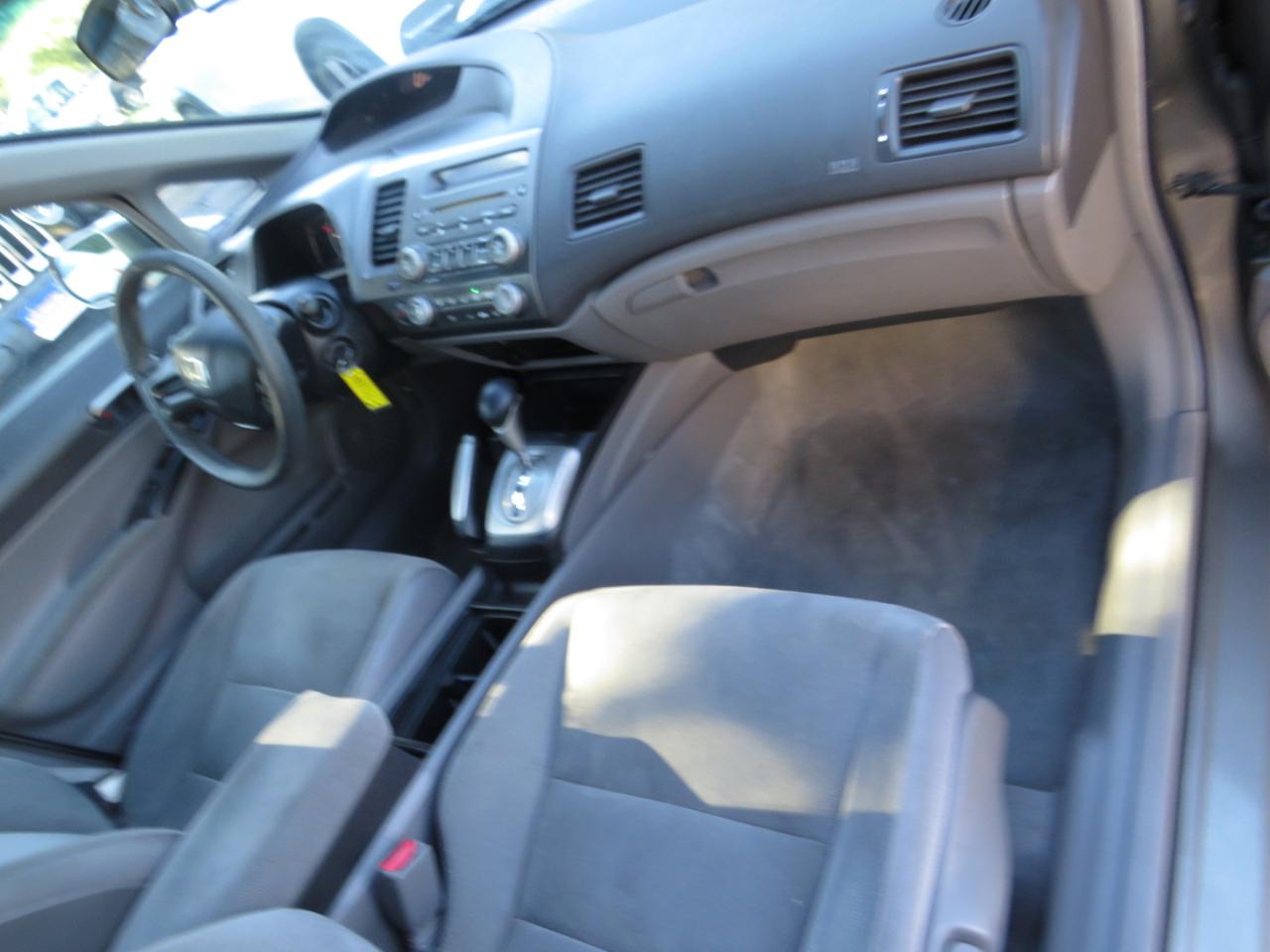 Honda Civic Sdn 4dr AT LX 2007