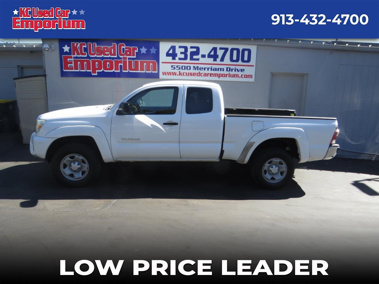 Toyota Tacoma 2WD Access Cab I4 AT PreRunner (Natl) 2013