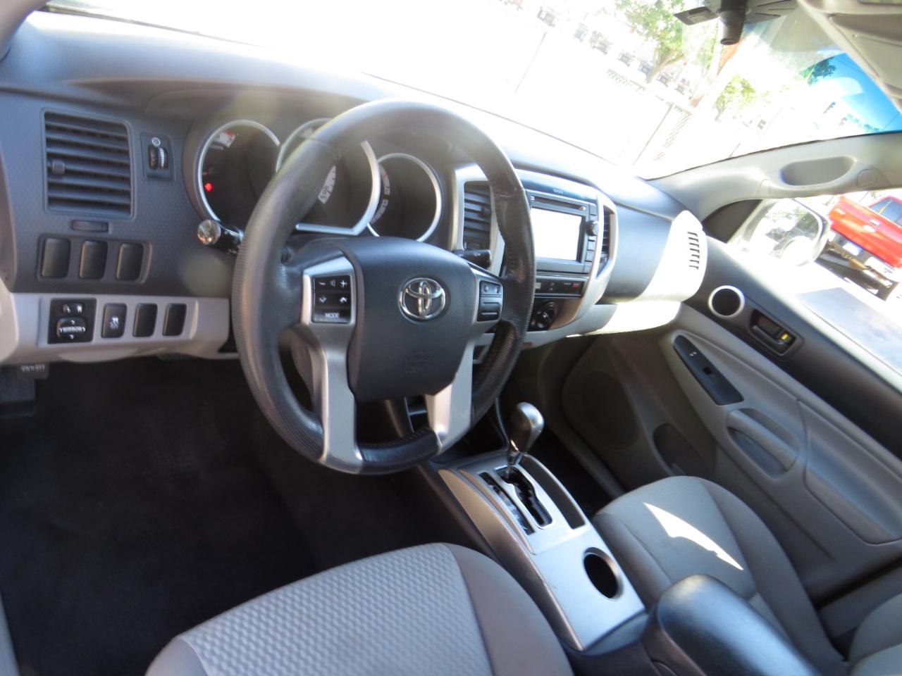 Toyota Tacoma 2WD Access Cab I4 AT PreRunner (Natl) 2013