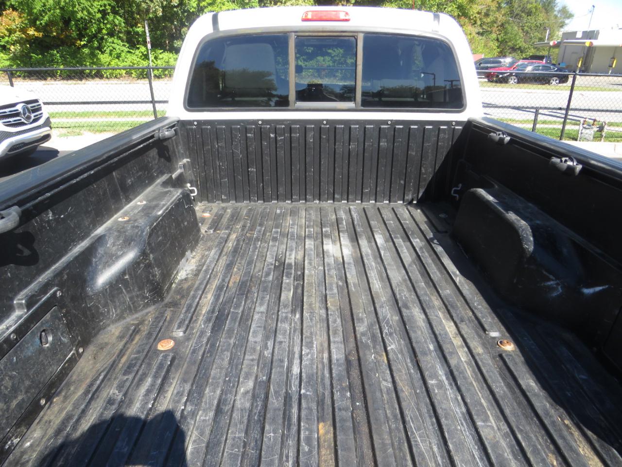 Toyota Tacoma 2WD Access Cab I4 AT PreRunner (Natl) 2013