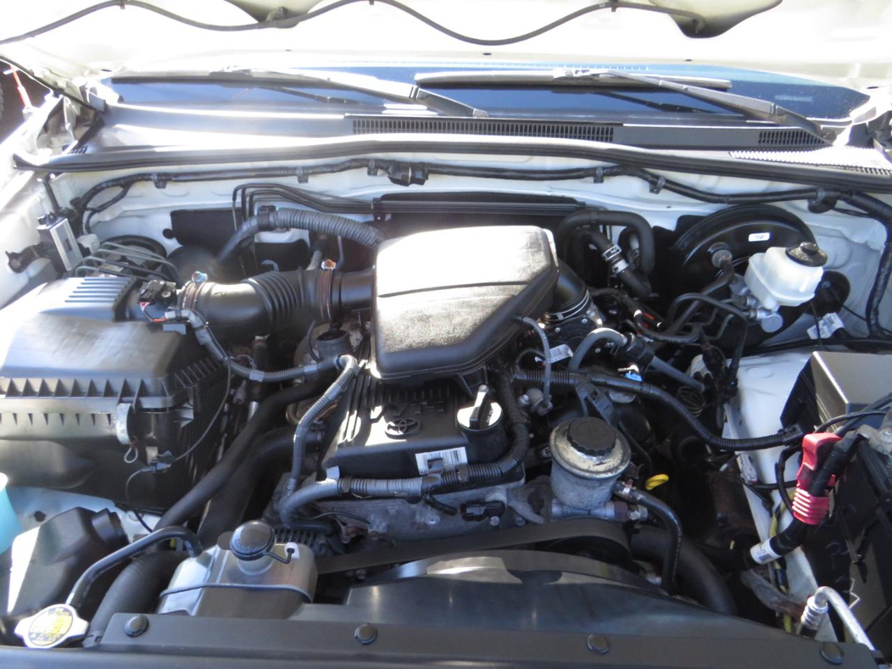 Toyota Tacoma 2WD Access Cab I4 AT PreRunner (Natl) 2013