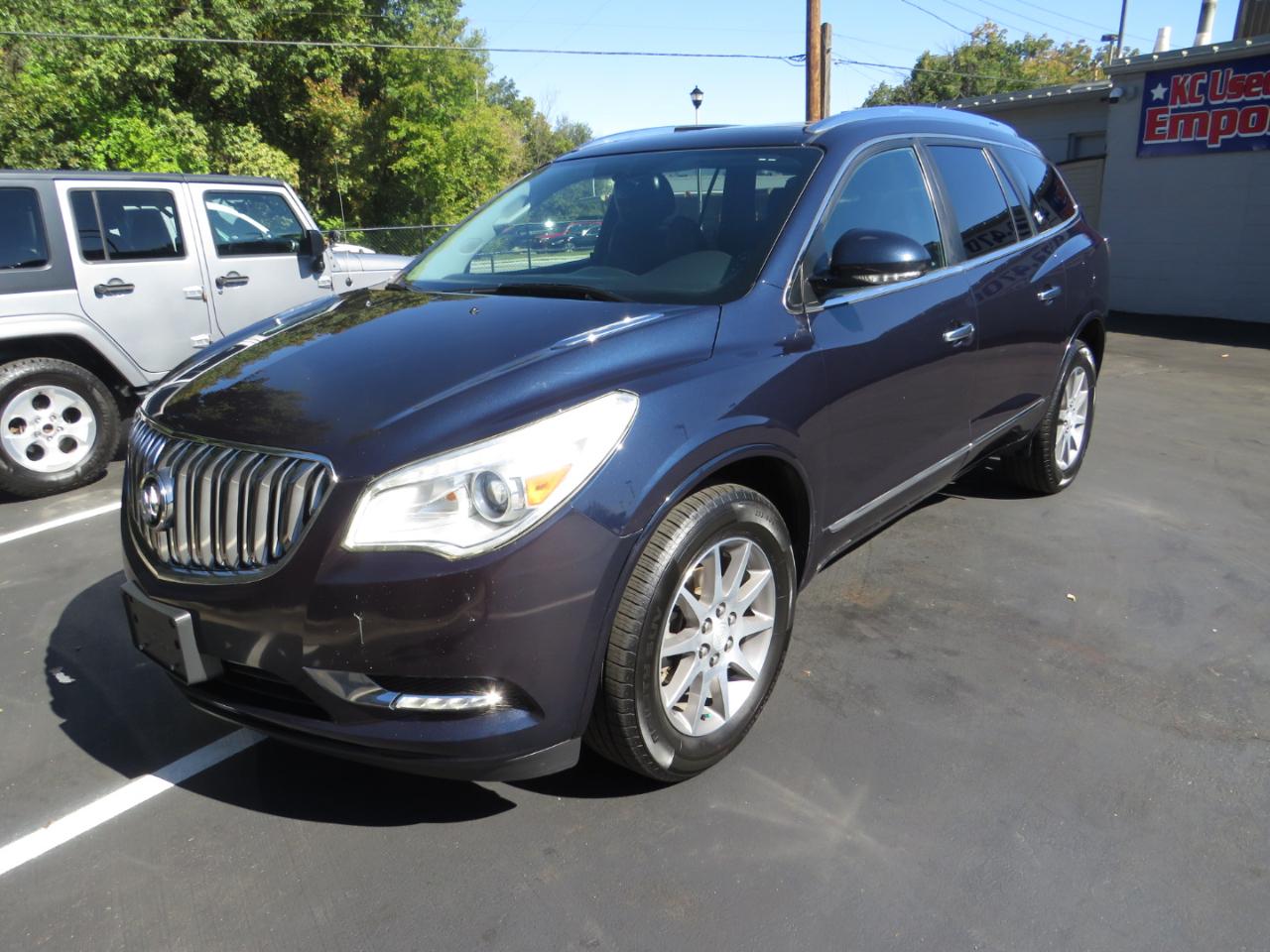 Buick Enclave FWD 4dr Leather 2017