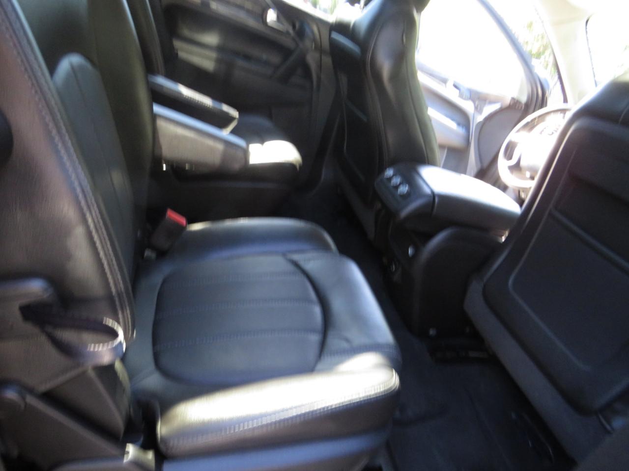 Buick Enclave FWD 4dr Leather 2017
