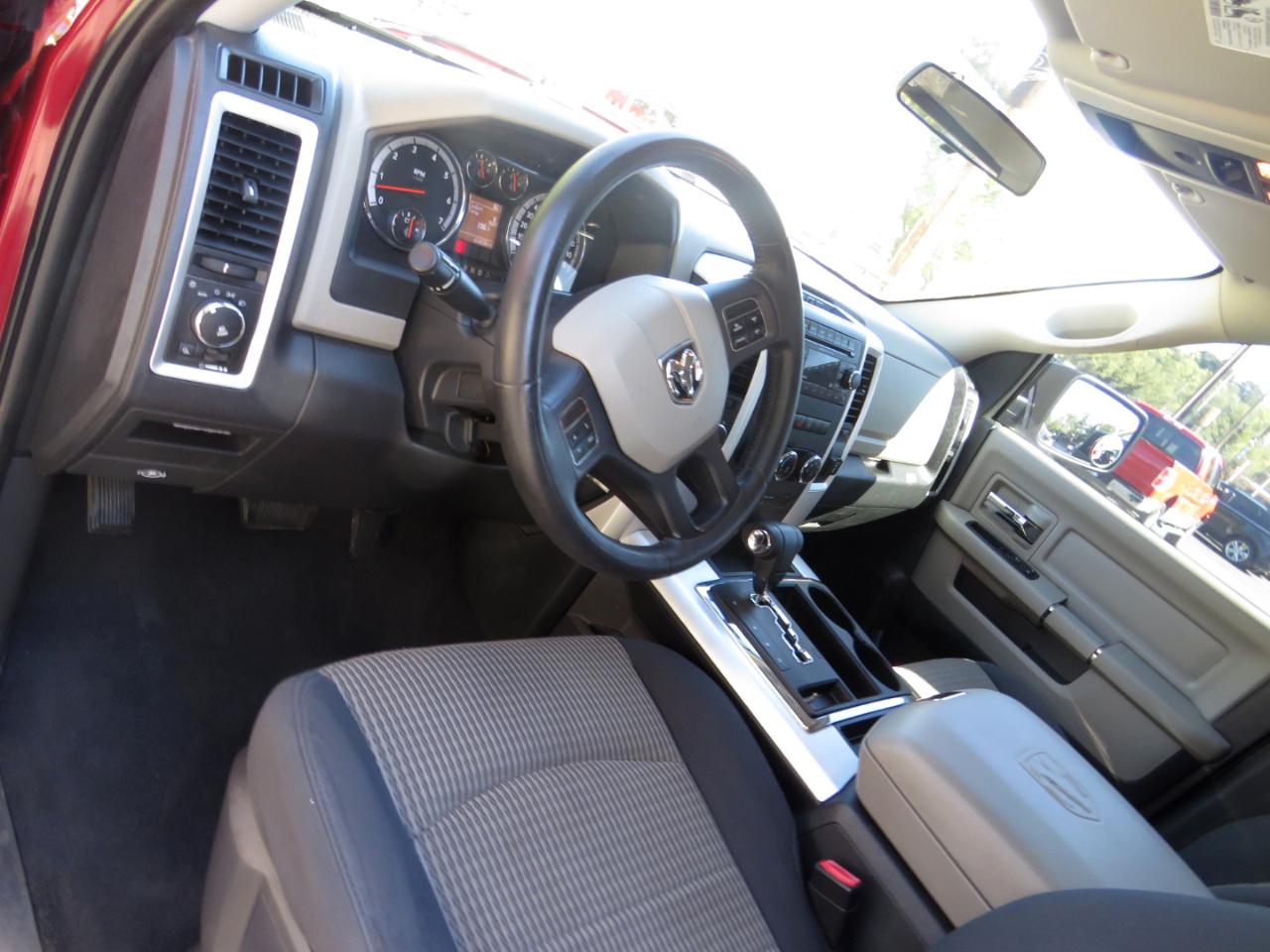 RAM 1500 4WD Quad Cab 140.5" Big Horn 2012