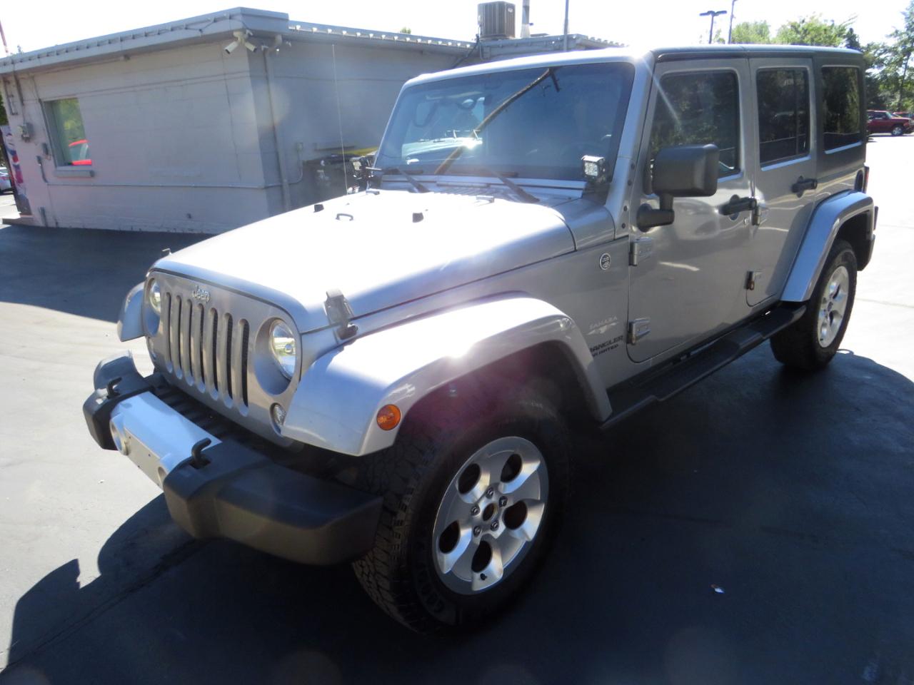 Jeep Wrangler Unlimited 4WD 4dr Sahara 2015