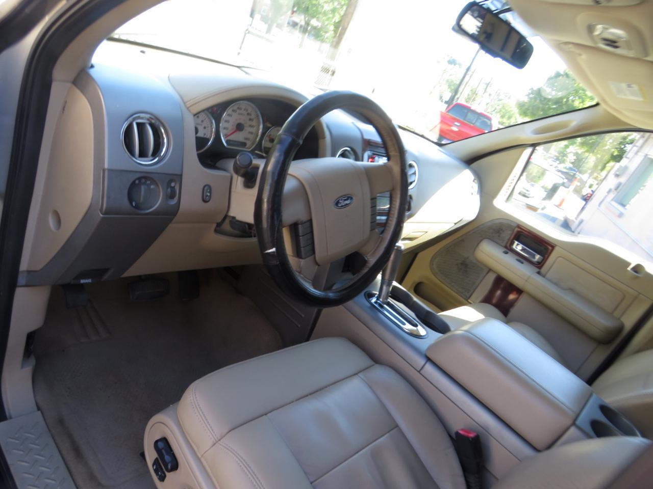 Ford F-150 SuperCrew 139" King Ranch 4WD 2006