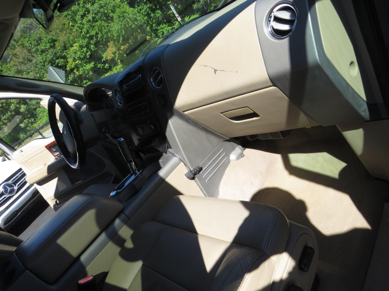 Ford F-150 SuperCrew 139" King Ranch 4WD 2006