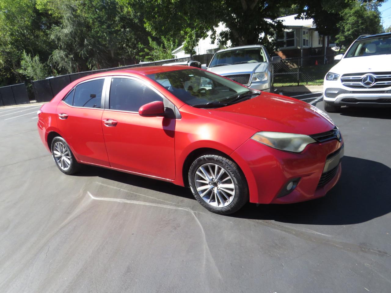 Toyota Corolla 4dr Sdn CVT LE Premium (Natl) 2015