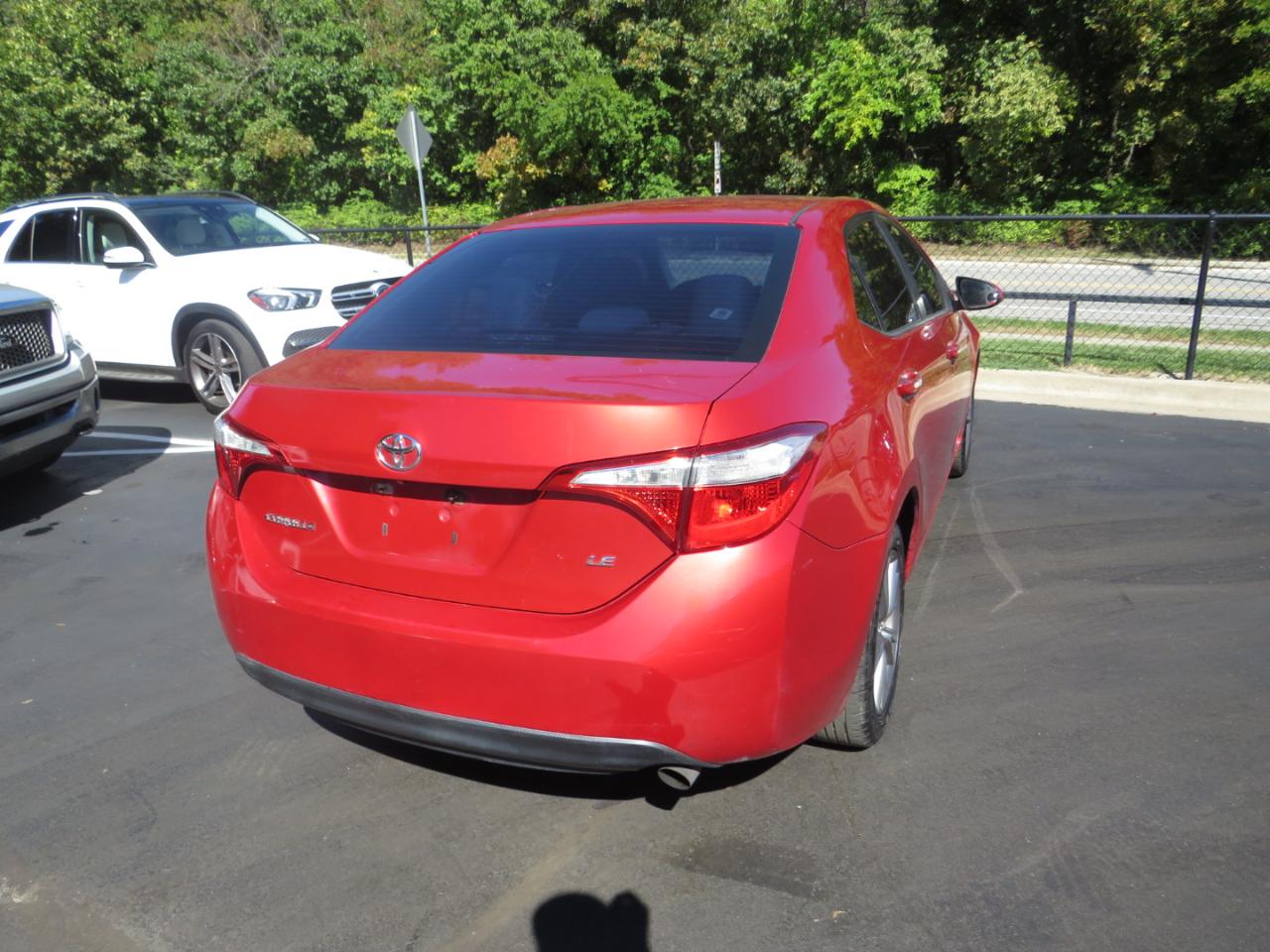Toyota Corolla 4dr Sdn CVT LE Premium (Natl) 2015