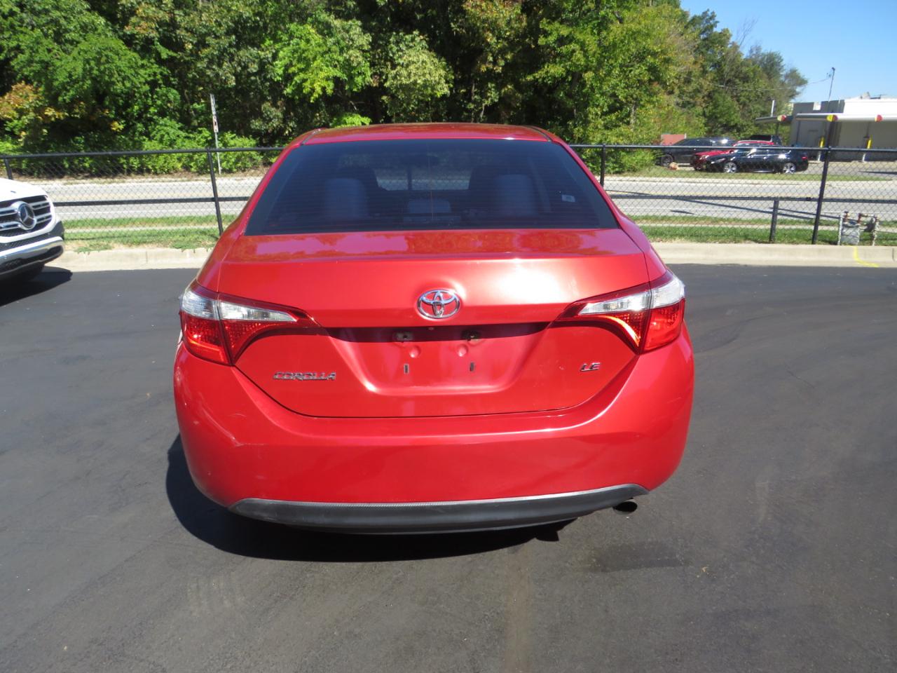 Toyota Corolla 4dr Sdn CVT LE Premium (Natl) 2015