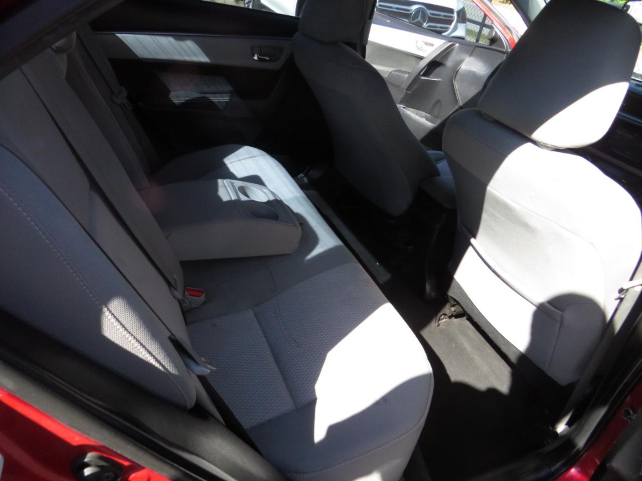 Toyota Corolla 4dr Sdn CVT LE Premium (Natl) 2015