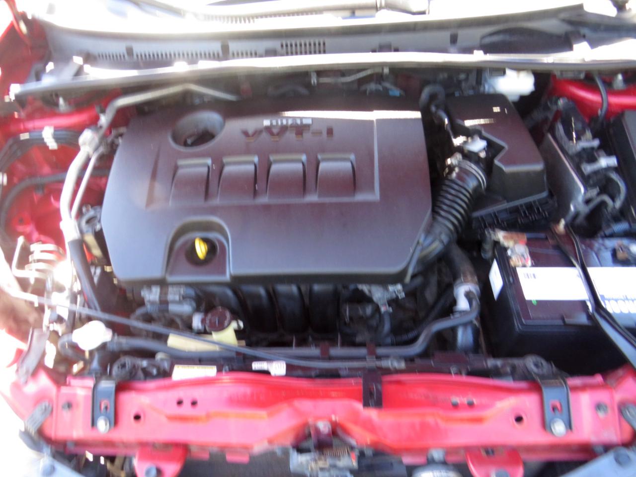 Toyota Corolla 4dr Sdn CVT LE Premium (Natl) 2015